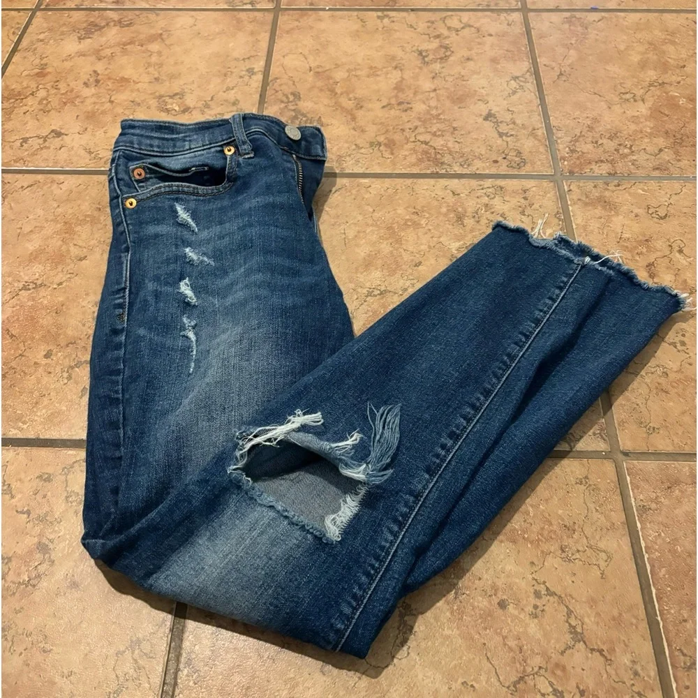 Gap true skinny distressed raw hem jeans size 28S - Picture 1 of 5